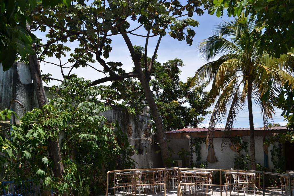 Pacot Breeze Hotel Musseau Exterior photo