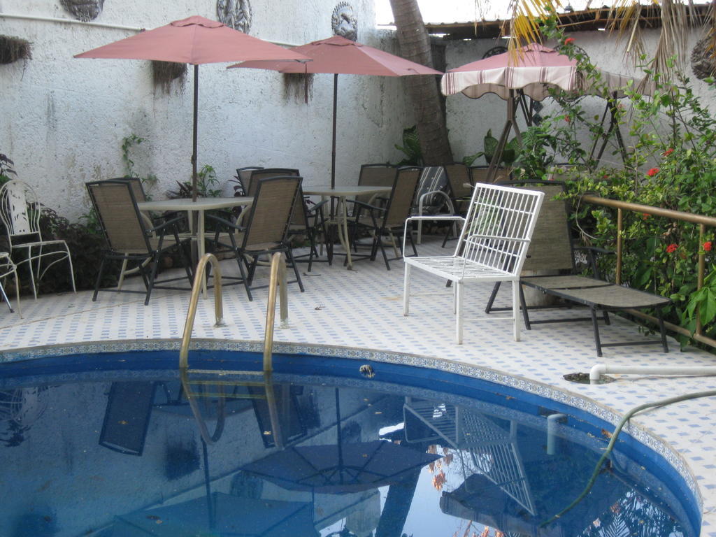 Pacot Breeze Hotel Musseau Exterior photo