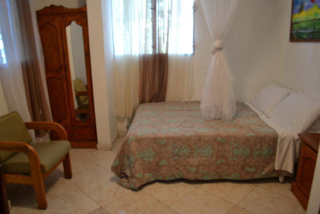 Pacot Breeze Hotel Musseau Room photo